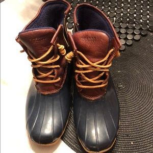 Sperry women’s waterproof rubber boot